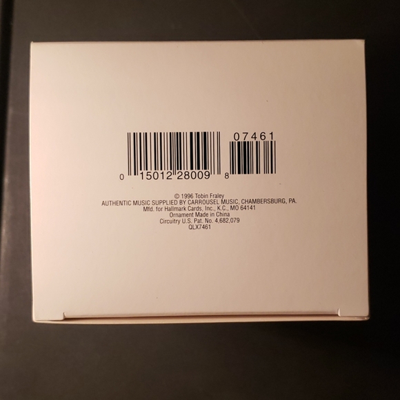 Vintage Hallmark Ornament Tobin Fraley Holiday Carousel - Picture 4 of 4